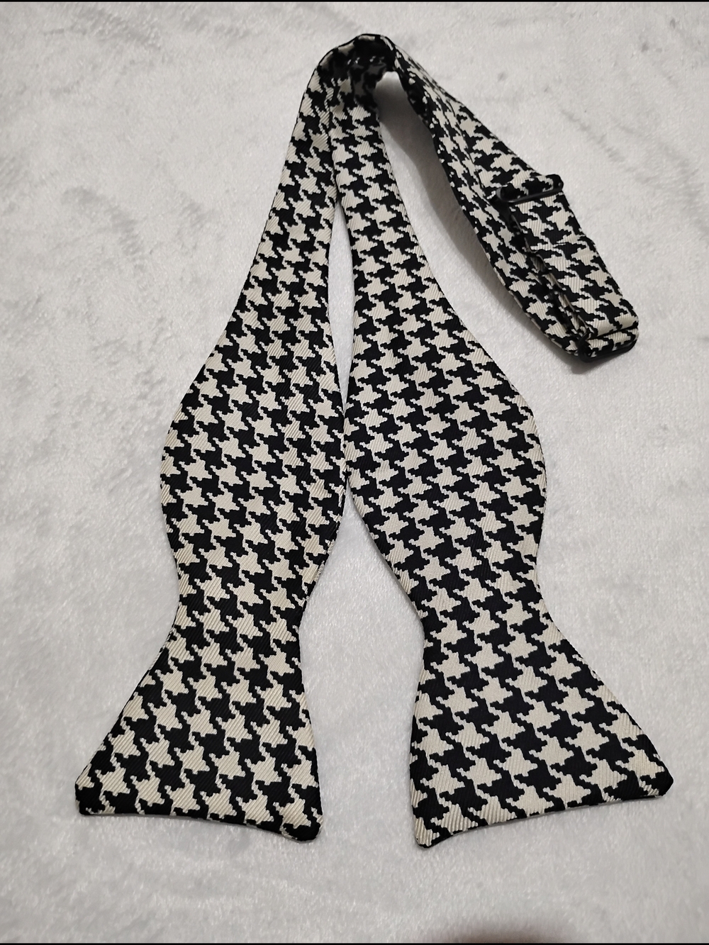 Robert Talbott Black and Off-White Houndstooth Silk Bow Tie